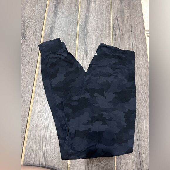 Lululemon Align Jogger 28” - Picture 1 of 3